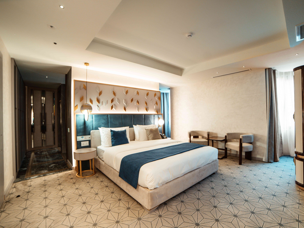 Meridian Luxury Boutique Hotel