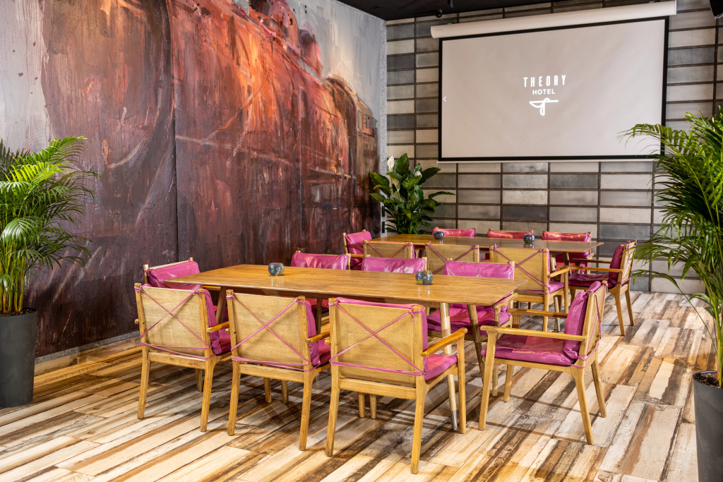Theory Hotel