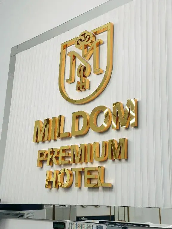Отель Mildom Premium