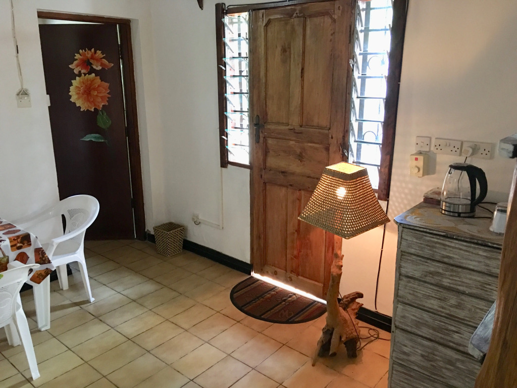 Tradewinds Lodge