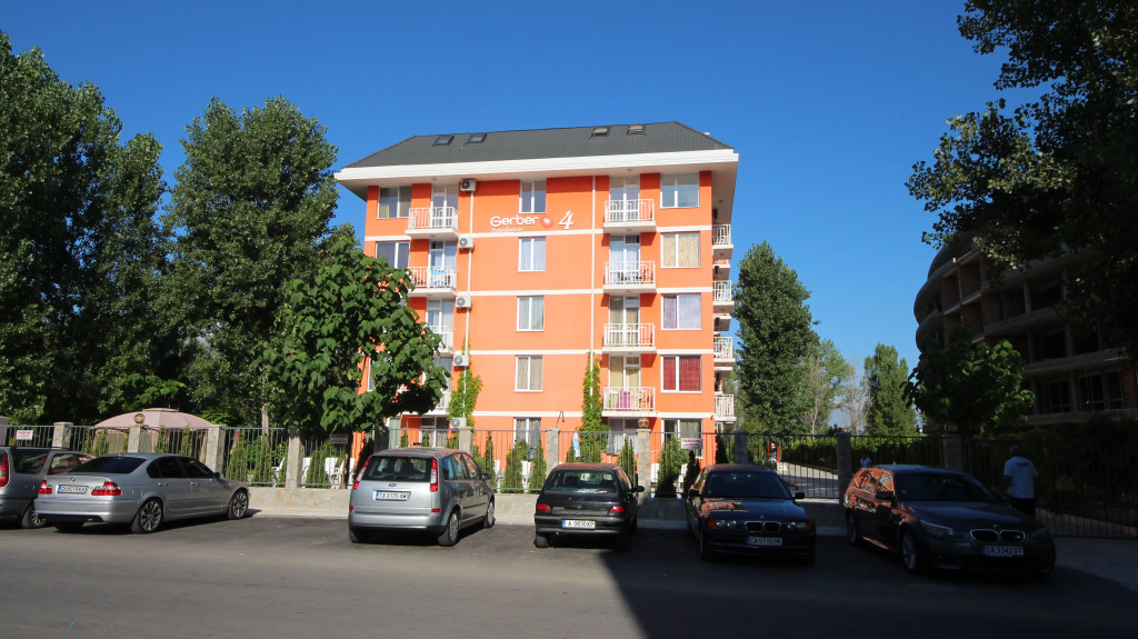 Апартаменты Menada in Gerber Residence