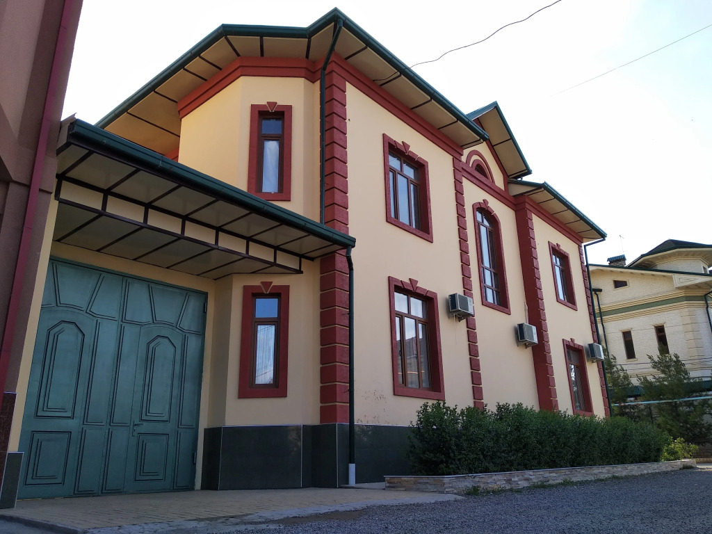 Chinor Garden Hotel