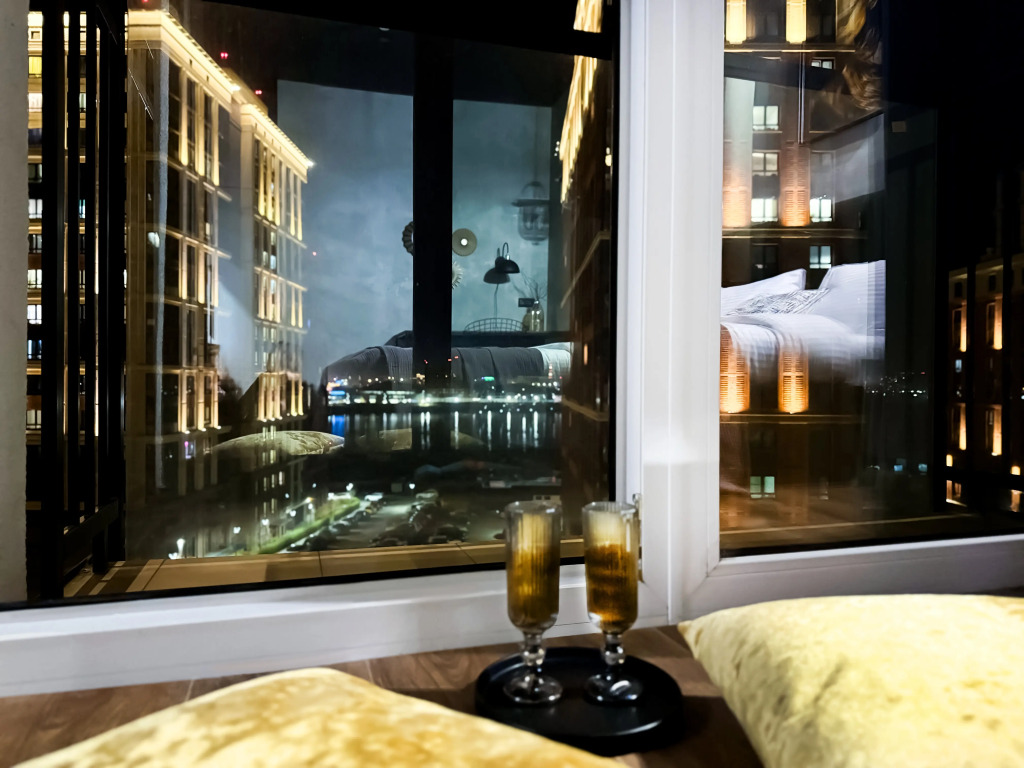 Квартира Эксклюзивный лофт с джакузи на двоих + TV