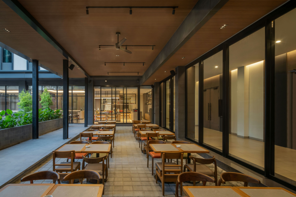 Hotel Neo Kota Baru Parahyangan