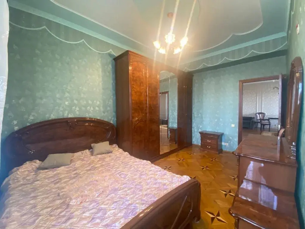 U Metro Living quarters