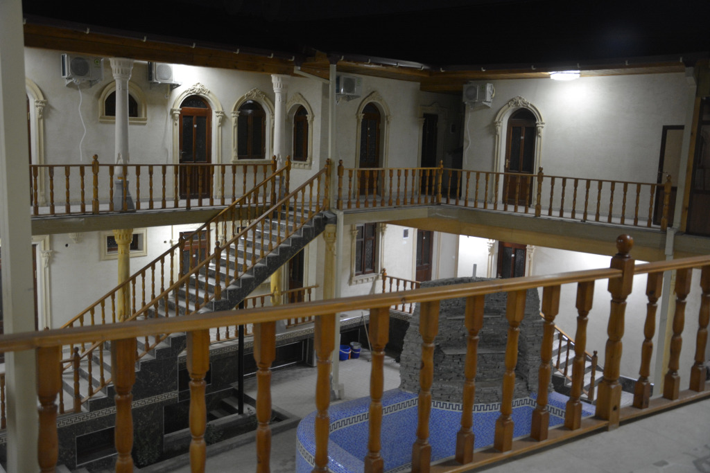 Retro Registan Hotel