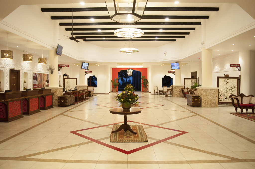 Отель PrideInn Paradise Beach Resort & Spa