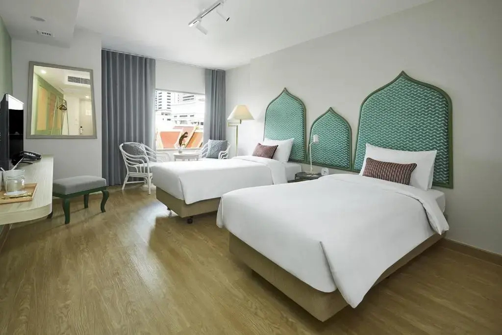 Отель 56 Surawong Hotel Bangkok