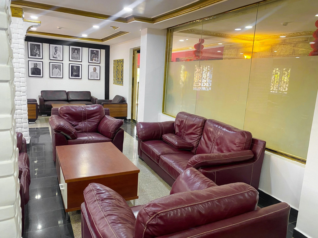 Отель Aa Suites