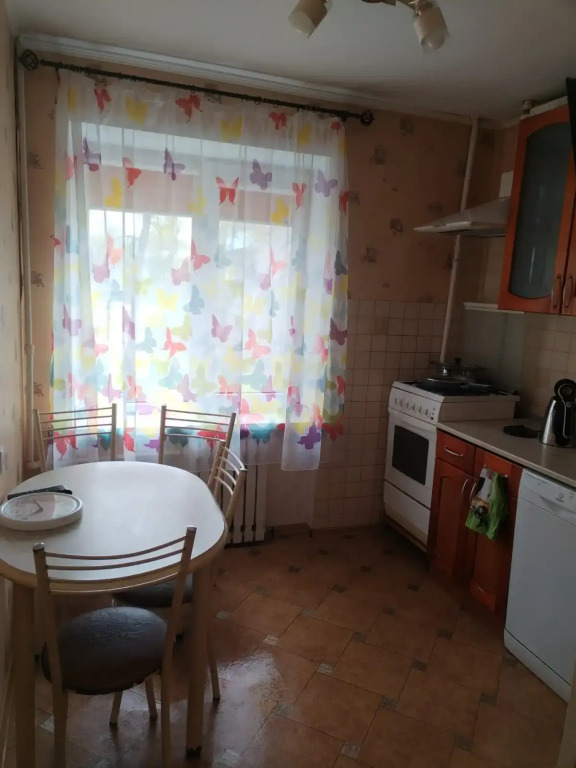 Квартира трехкомнатная