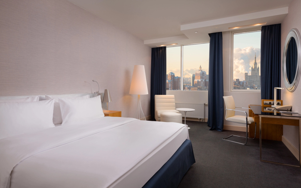 Гостиница Radisson Blu Белорусская, Москва