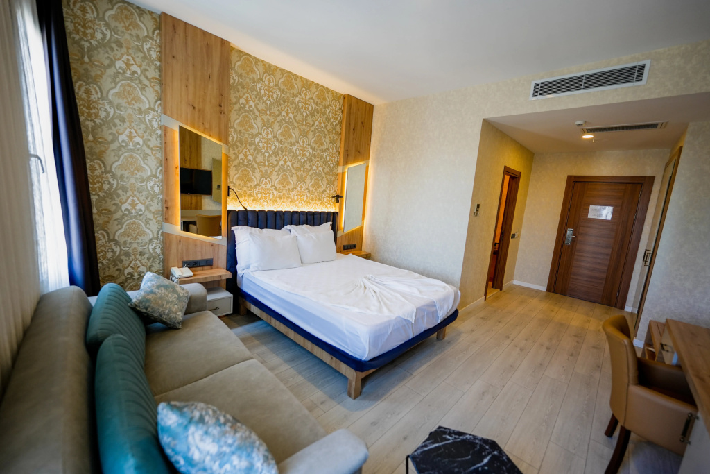 Isnova Hotel Airport