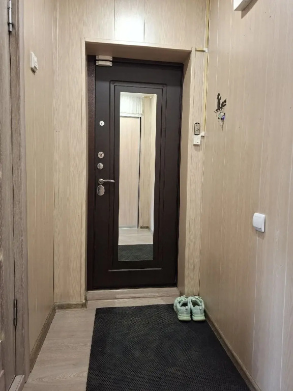 Квартира однокомнатная возле стадиона и бассейна Ангара