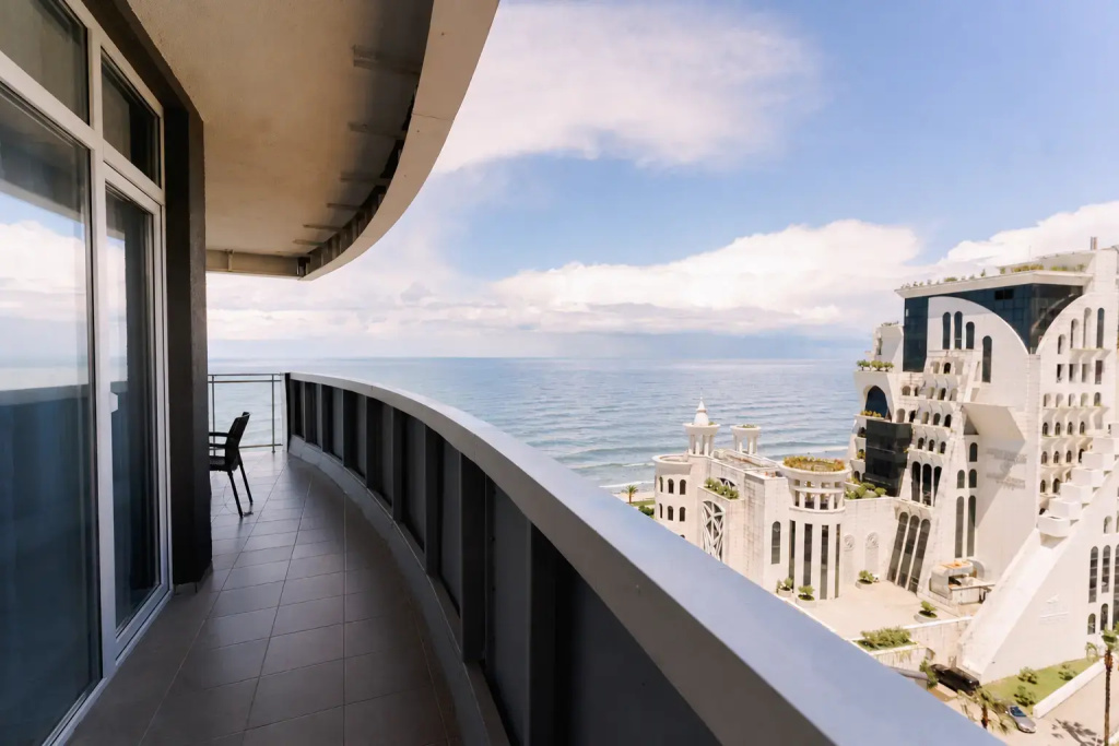 Black Sea Point Apartments 5