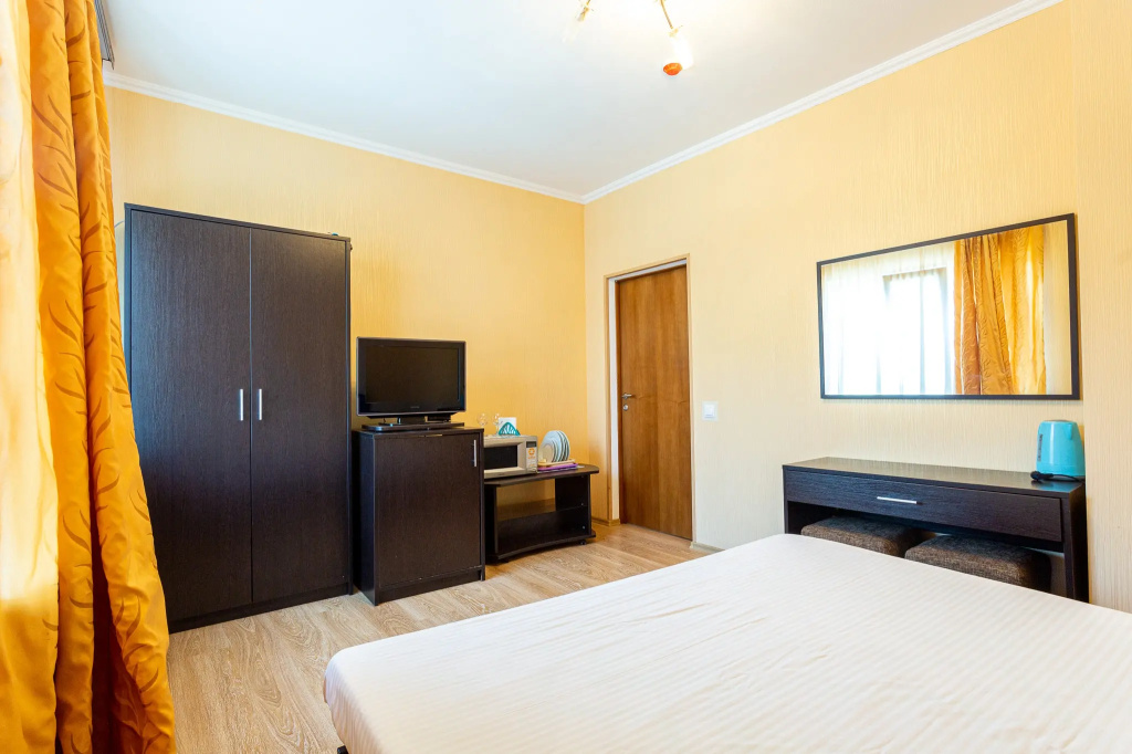 Апартаменты двухкомнатные River House