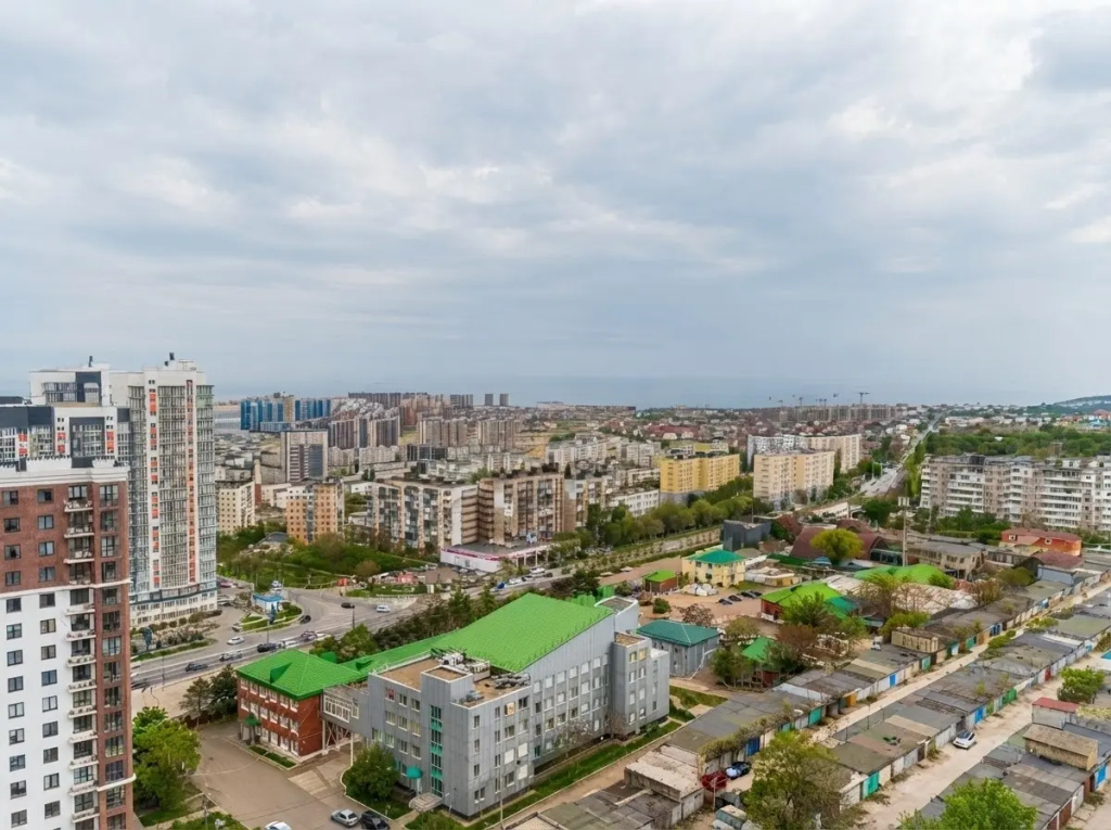 Апартаменты с Лоджией и Видом на Город и Море от LetoApart