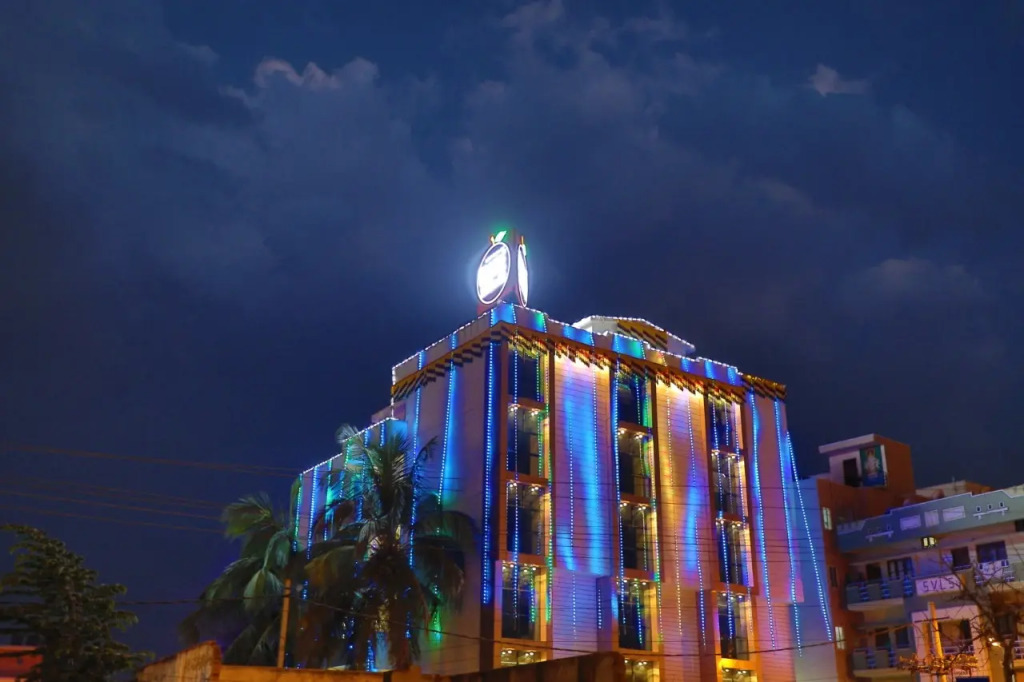 Отель Orange Suites & Inn Near Bangalore Airport
