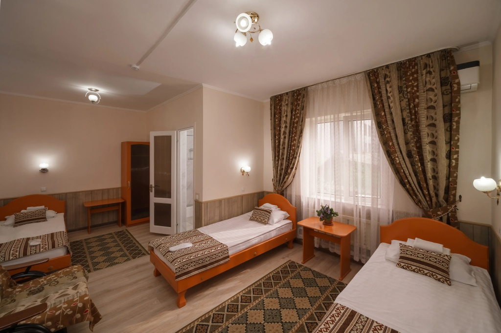 Alpinist Hotel