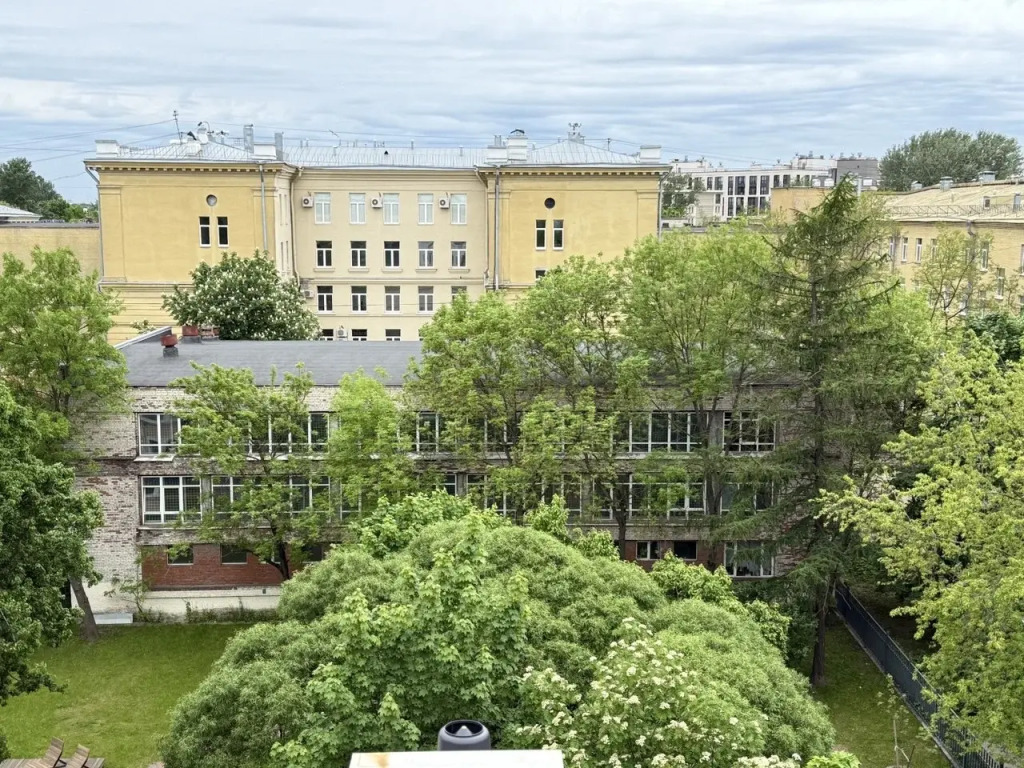 Квартира Эксклюзивная Двухуровневая  Good Karma с Собственной Террасой