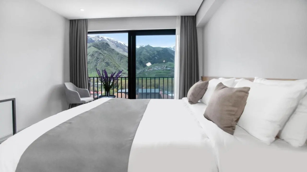Hotel Memoir Kazbegi by DNT Group