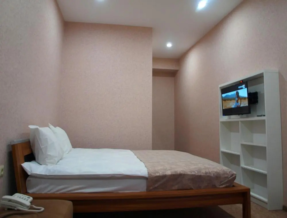 Liel Hotel