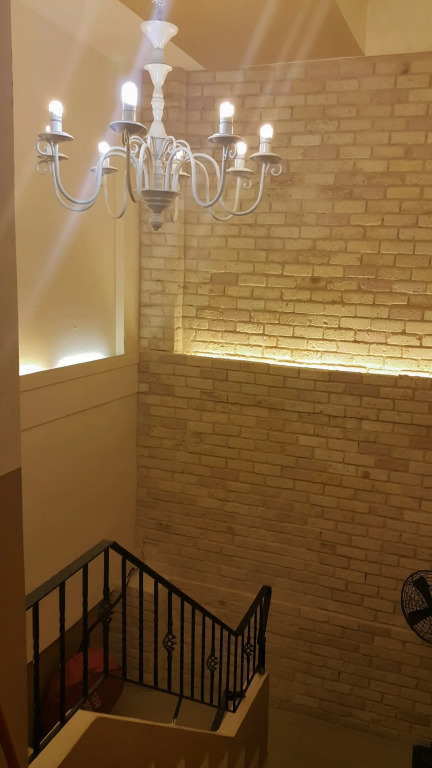 Отель Central