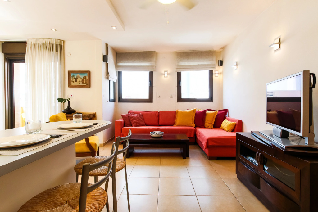 Апартаменты Cosy 1BR near Beach by FeelHome