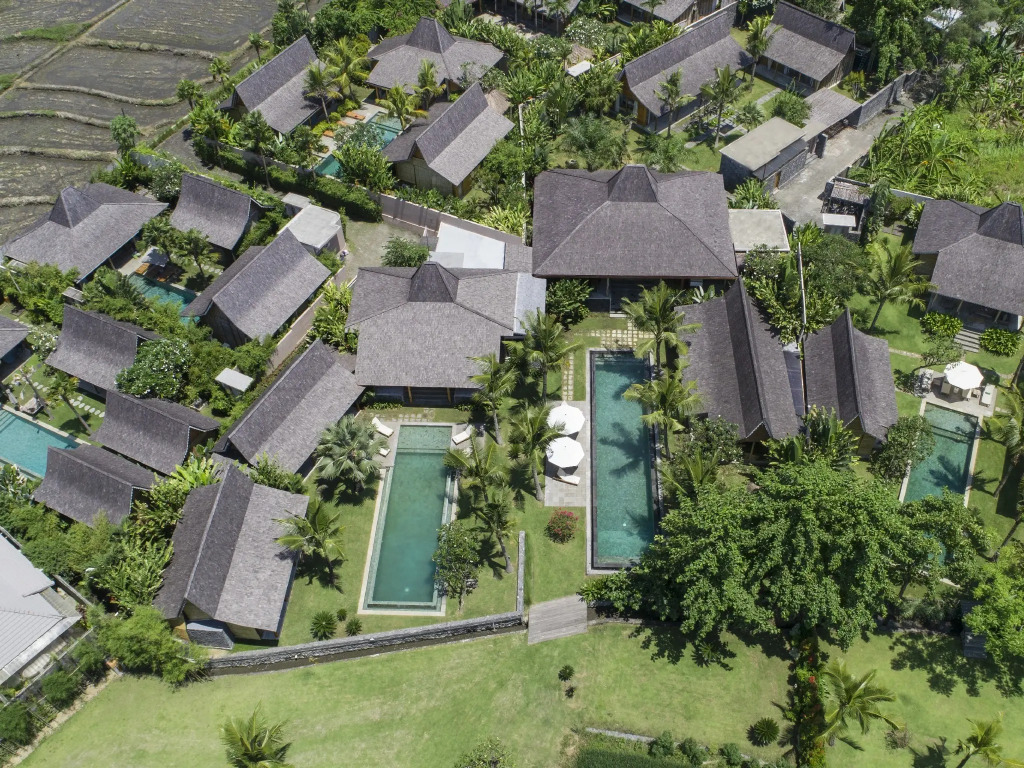 Mannao Estate by Villa Finder