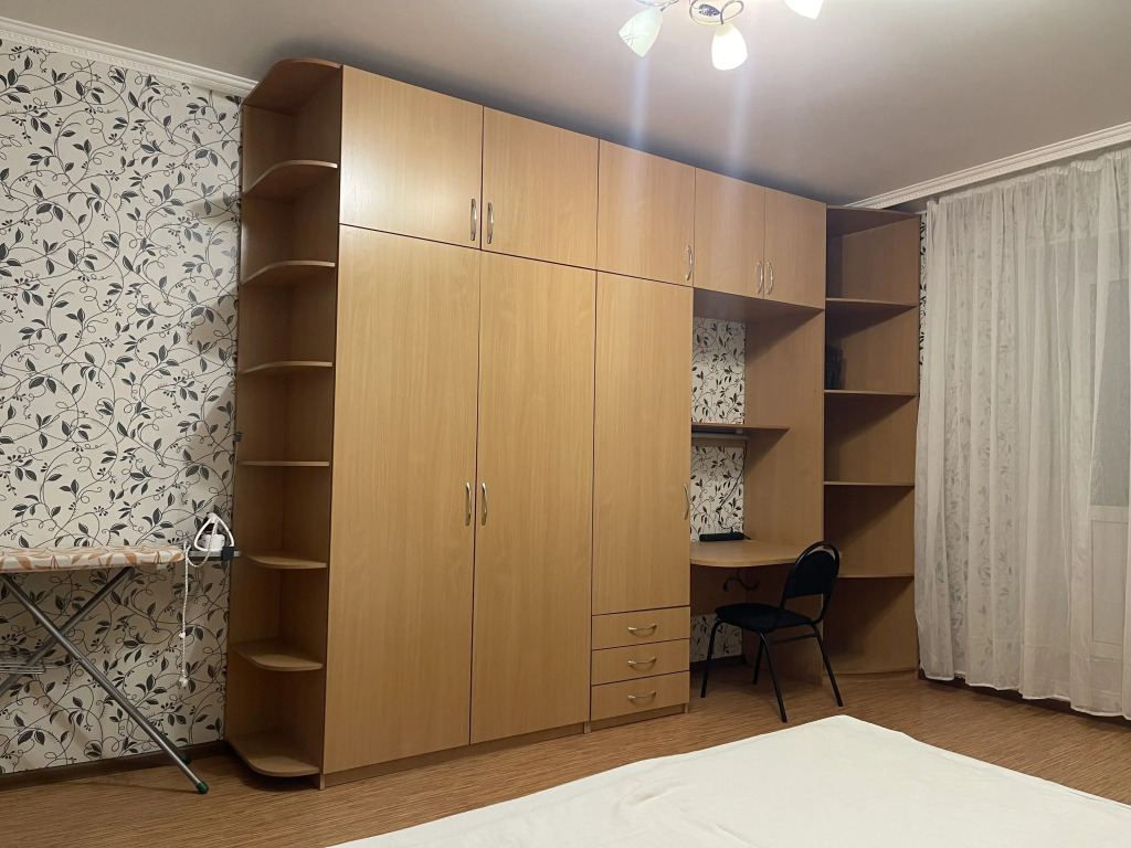 Квартира на Адоратского 1