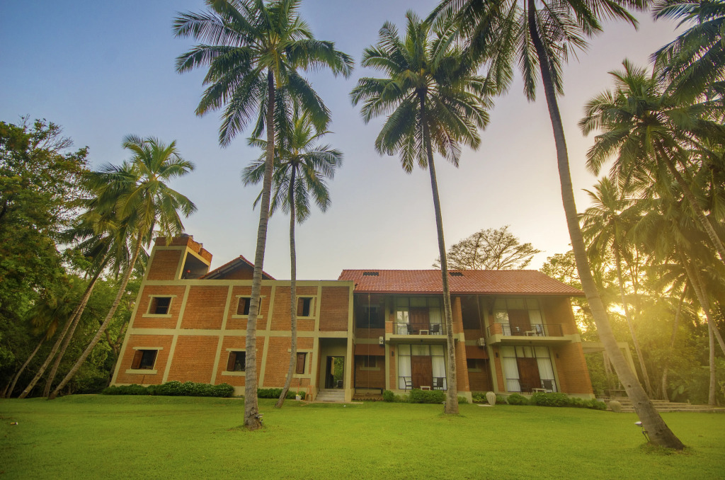 Arika Villa - Special Deals on F&B and Spa Treatments