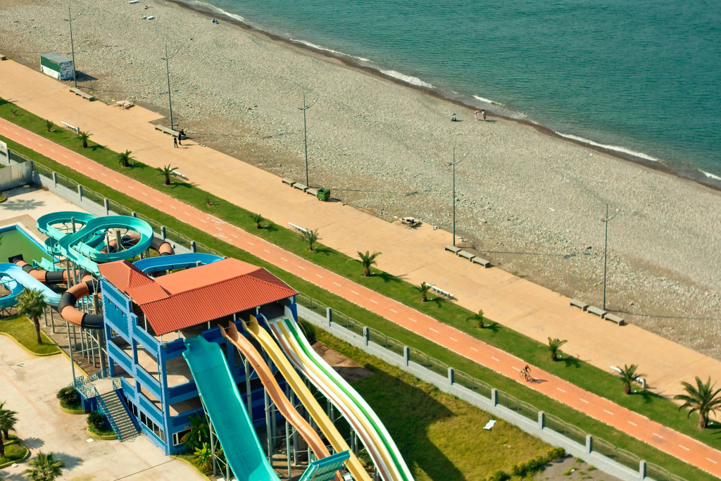 Sunny Apartment Batumi