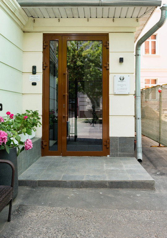 GALLERY INN (ГАЛЕРЕЯ ОТЕЛЬ)