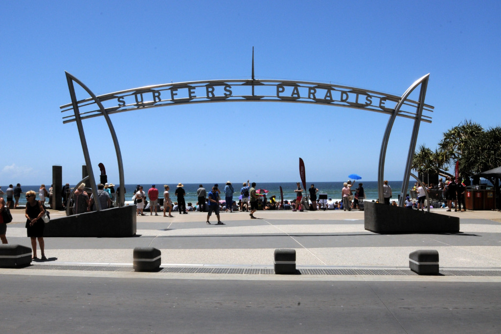 Апартаменты Surfers Paradise Three Bedroom With Pool and Spa Access