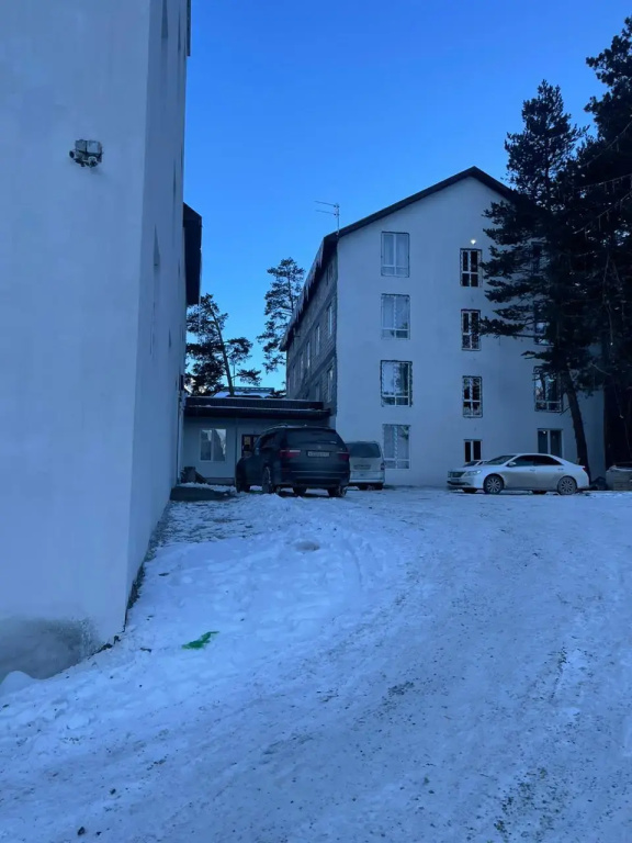 Eduard Guest House