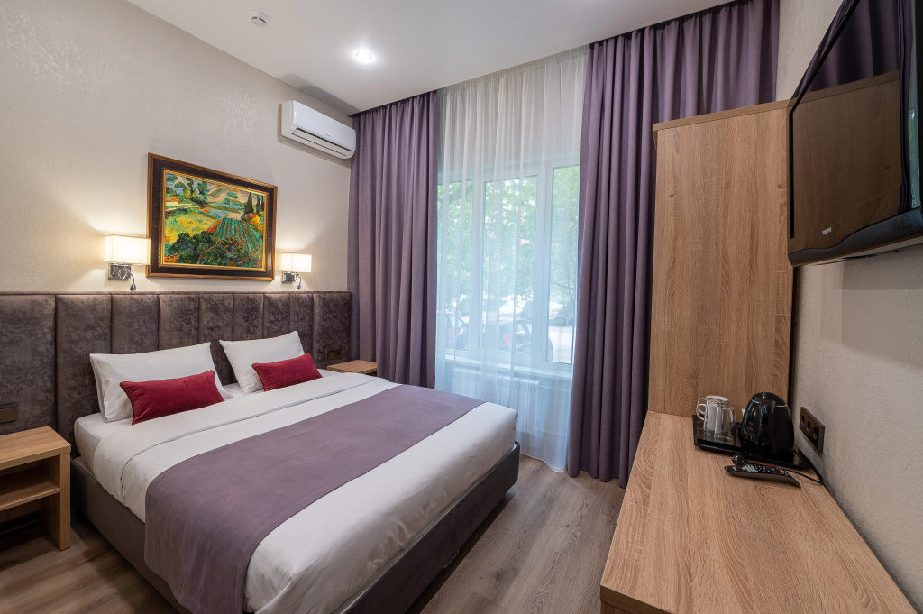Xenia City Hotels Селигерская