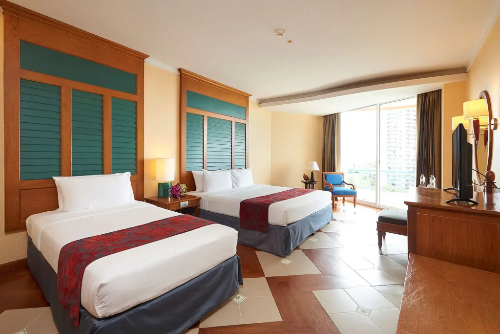 Отель Long Beach Garden Hotel & Pavilions