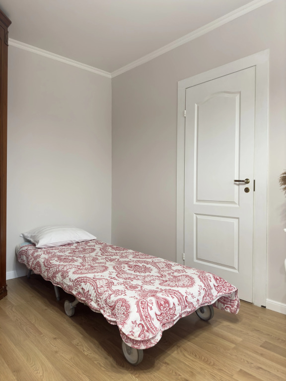 Ryadom S Onkologicheskim Tsentrom Flat
