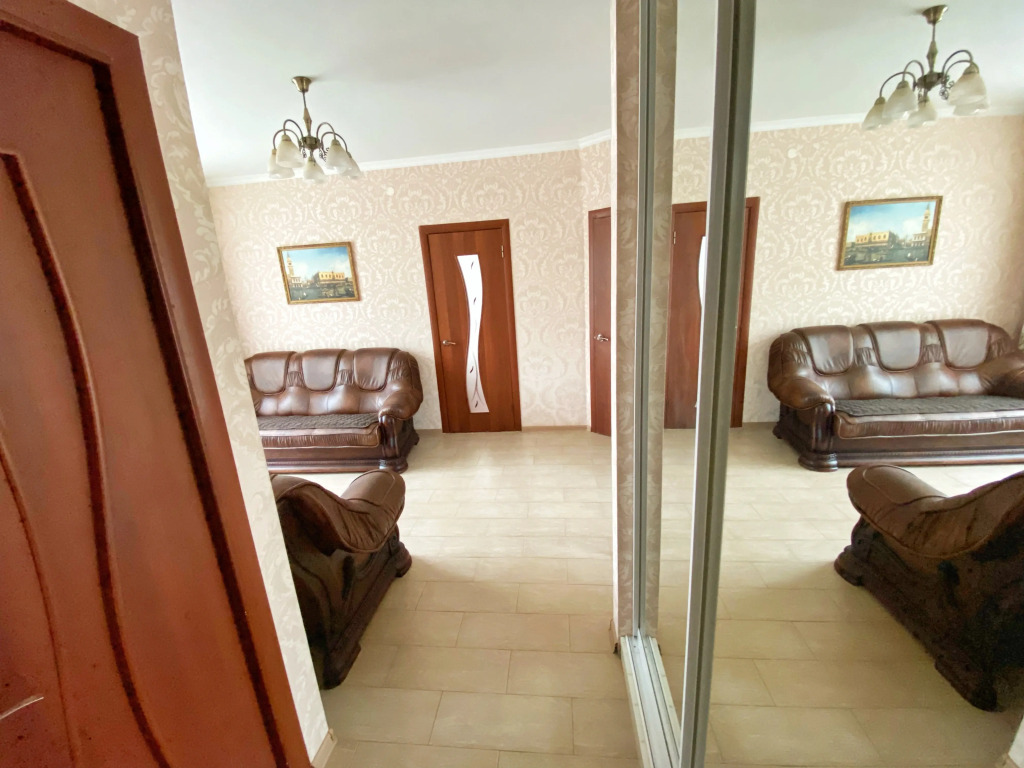 Квартира Евротрешка Солнечная