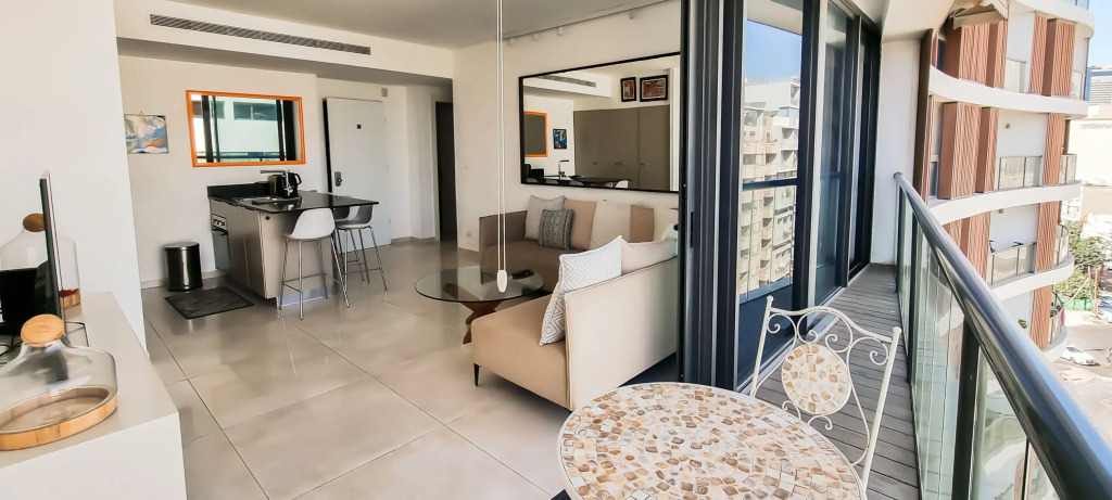 Апартаменты Brand New 2 Bdr Apartment Florentine #TL30