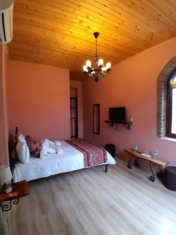 Бутик-отель Château Fort de Manavi, Boutique Hotel