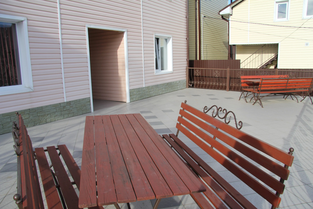Solnechny Guest House
