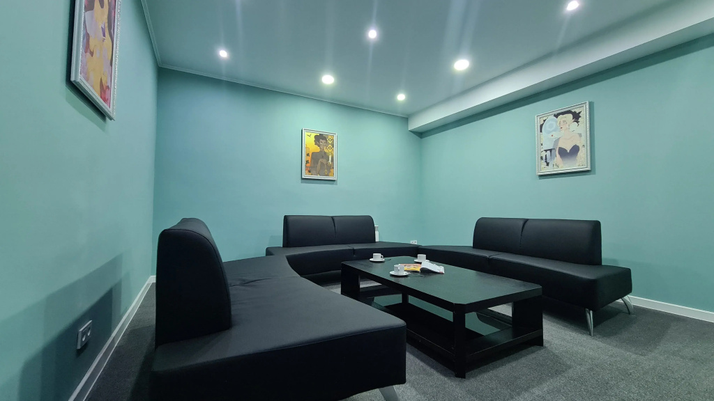 CryptoHotel.Club
