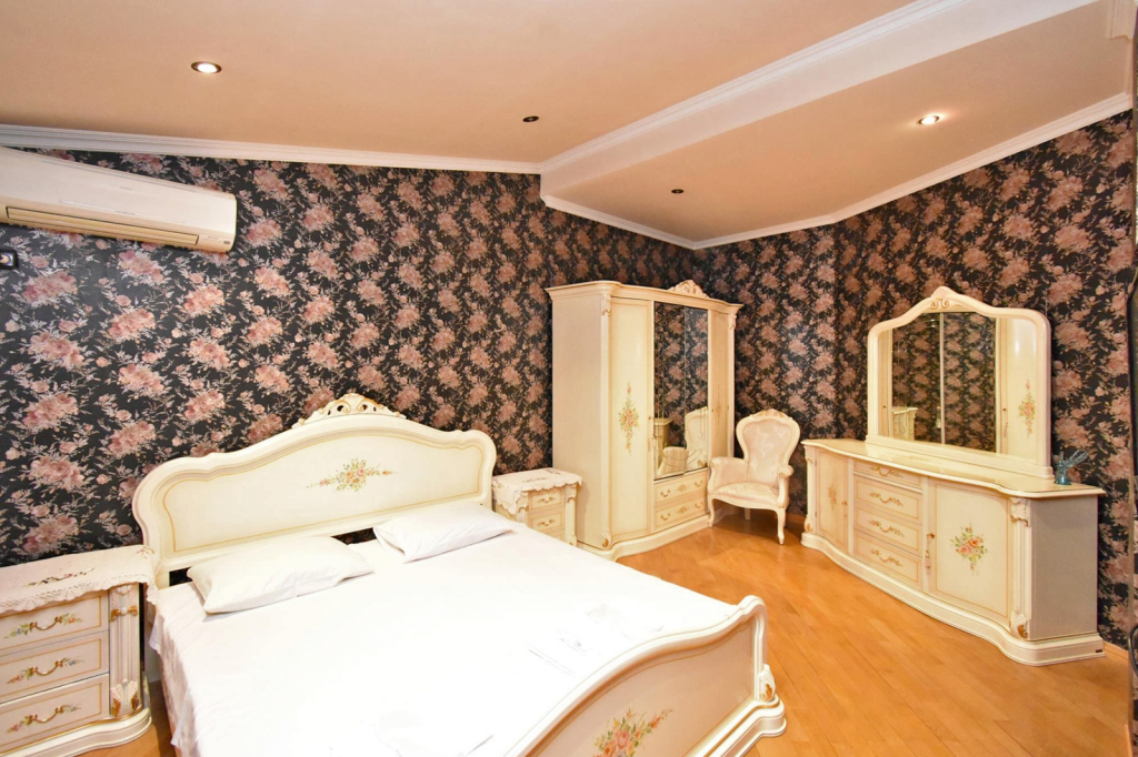 Апартаменты RentInnYerevan 1 Mher Mkrtchyan Street