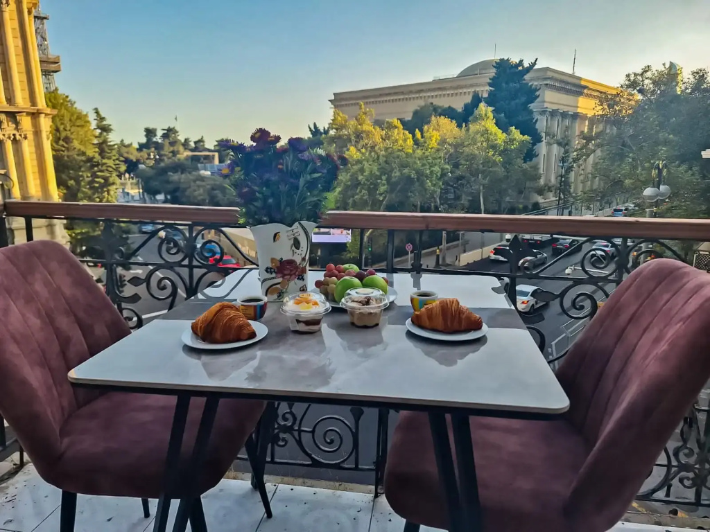 ALARA Inn Hotel&Hostel