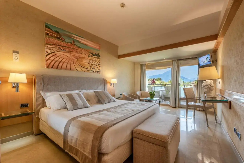 Acacia Resort