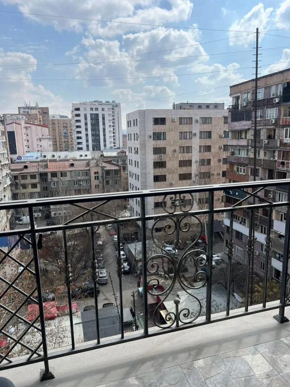 Квартира RentInnYerevan Buzand 87 Apartments