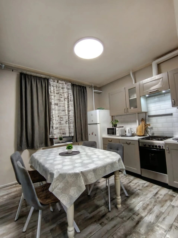 U Metro Flat