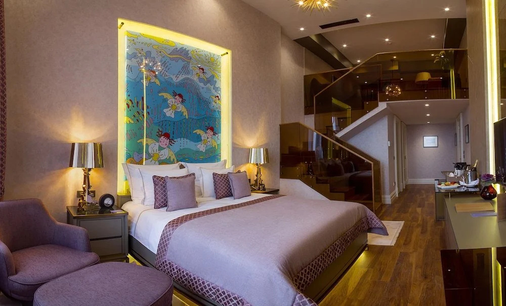ART Gallery Hotel