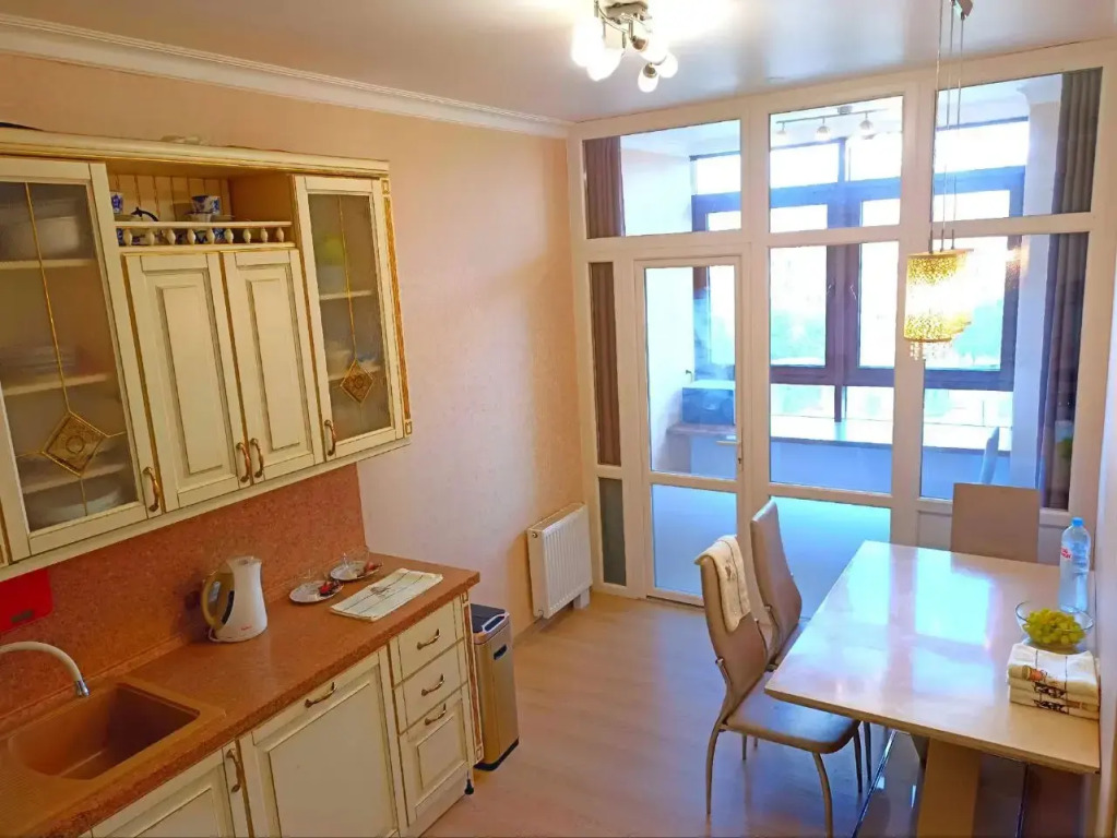 Квартира бизнес-класса 103 м²