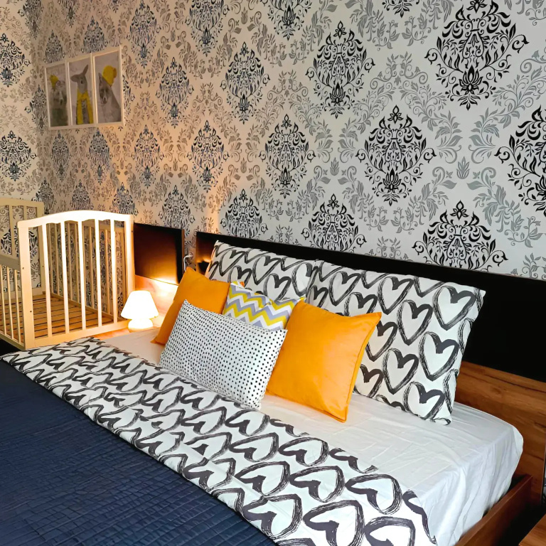 Lux  Apartments